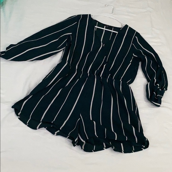 Other - V-neck Romper, NWOT!!